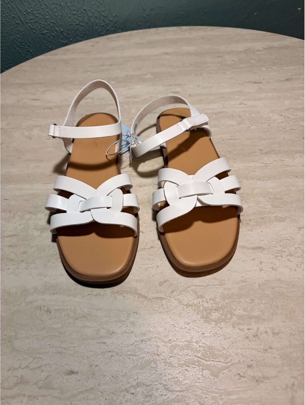 Size 6Y Cat & Jack Girls' White Ankle Strap Sandals Size 6